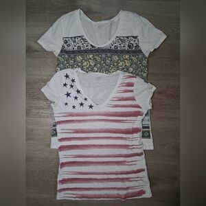 LOFT  2 - White T-shirts Short Sleeve